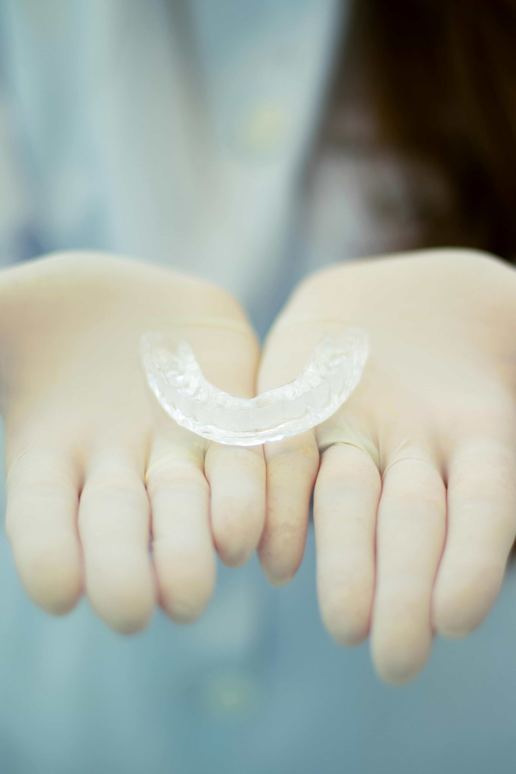 HOLDING INVISALIGN